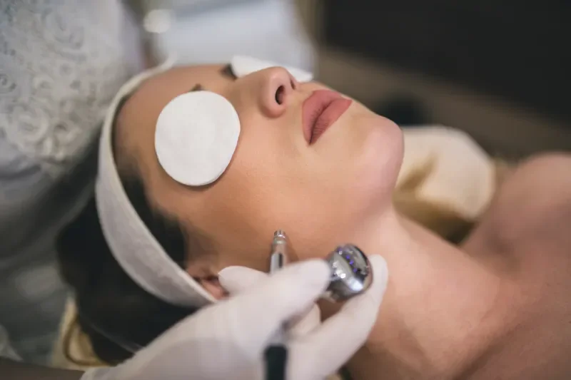 Pós-graduação EAD em Estética e Cosmética: Ênfase em Visagismo e Maquiagem