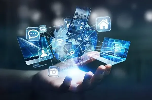 Transformação Digital em Debate: Tecnologia, Pessoas e Negócios