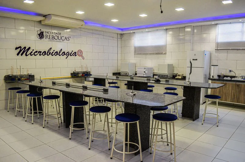 Laboratório de Microbiologia 