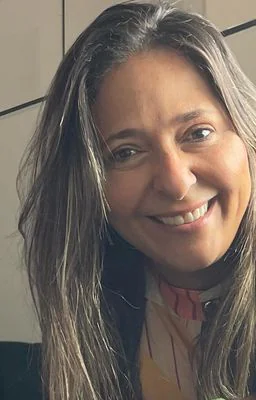 Dra. Clésia Oliveira Pachú